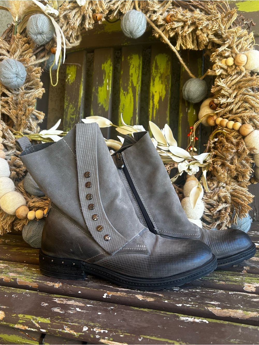 Sheridan Mia Gray Textured Ankle Booties with Stud Strap SZ 5.5